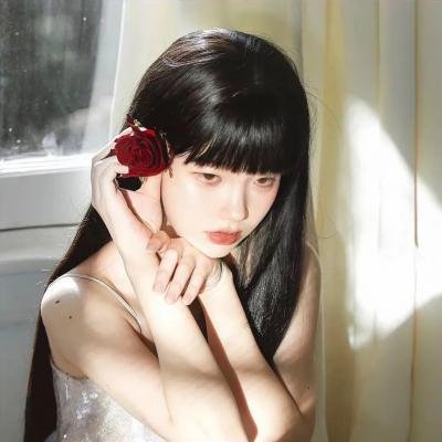 踏着波涛的少年