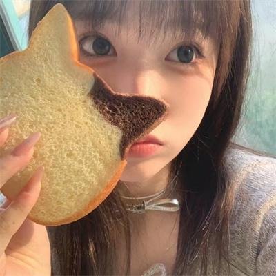 劳拉·马尔斯的眼睛